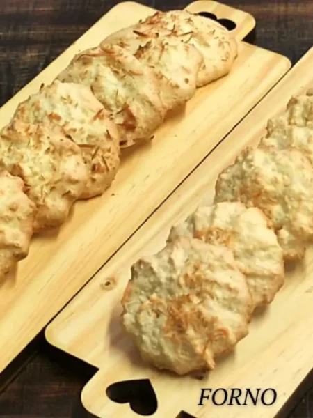 Biscoito Doce de Polvilho e Coco Sem Glúten e Sem Leite