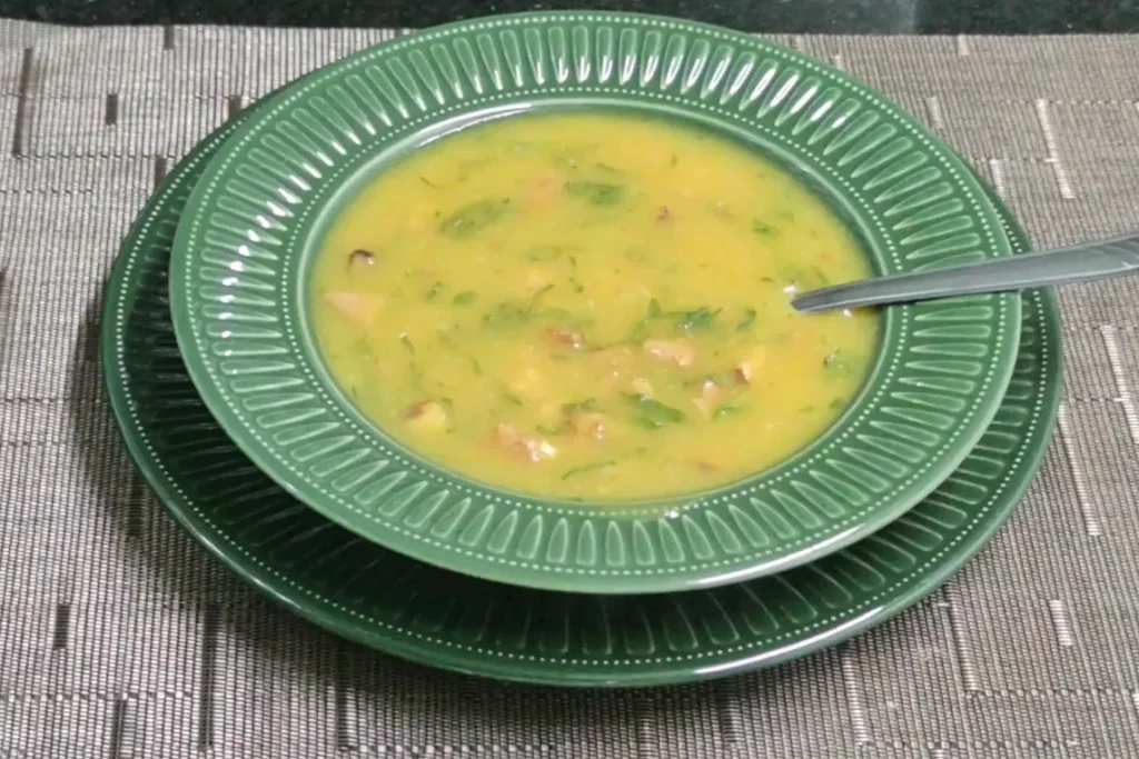 caldo de mandioca