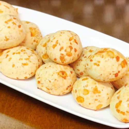 Pão de Queijo Rápido e Fácil: Massa Feita em 6 Minutos