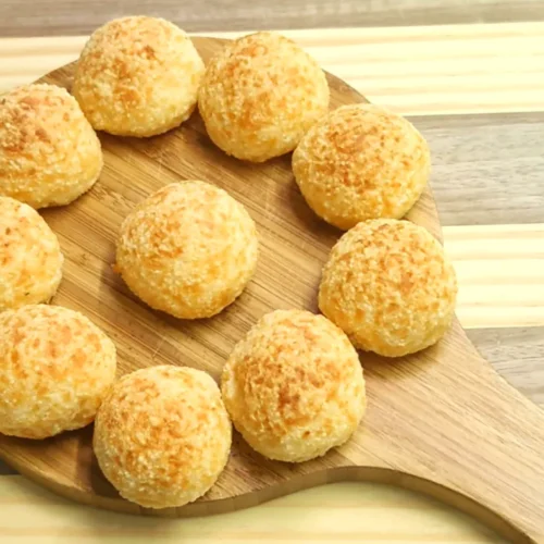 Pão de Queijo de Tapioca Granulada: Receita Fácil e Rápida