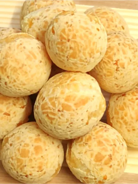 receita de pão de queijo feito na batedeira