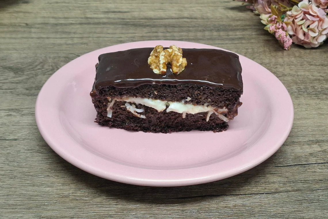 Bolo de chocolate sem farinha e sem leite