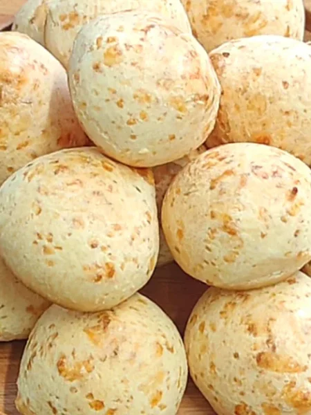 pão de queijo com 3 ingredientes