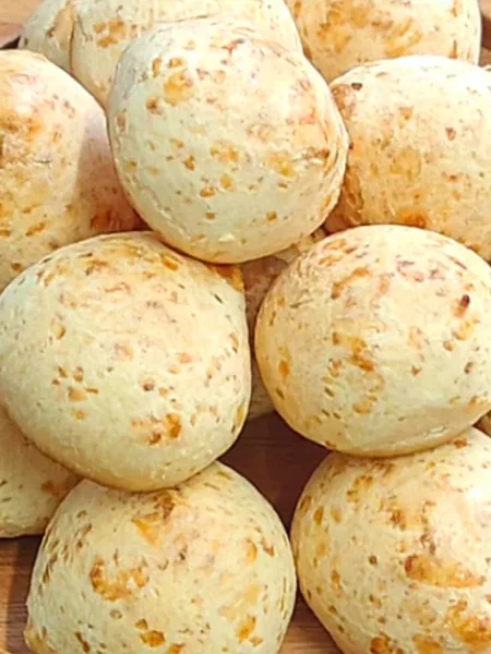 pão de queijo com 3 ingredientes