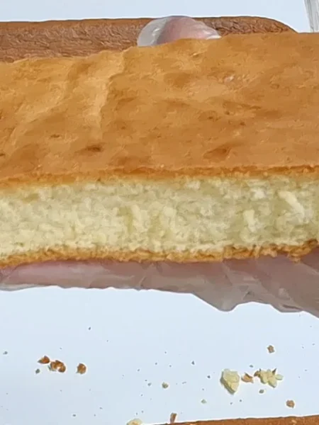 Pão de ló sem glúten simples e fofinho